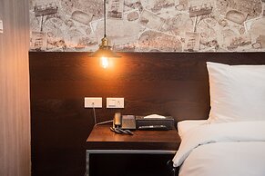 Khan Hotel