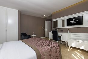 Dencity Hotel
