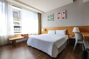 Roots Chew Hotel