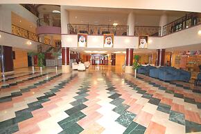 Al Bustan Hotel