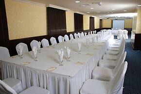 Al Bustan Hotel