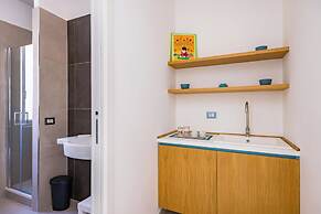 Brombeis Double Bedroom Center by Napoliapartments