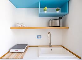 Brombeis Double Bedroom Center by Napoliapartments