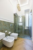 Chic Lifestyle Apartment