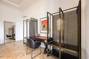 Chic Lifestyle Apartment