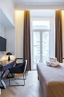 Chic Lifestyle Apartment
