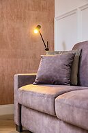 Chic Lifestyle Apartment
