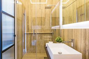 Chic Lifestyle Apartment