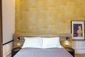 Chic Lifestyle Apartment