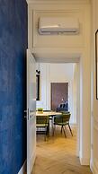 Chic Lifestyle Apartment