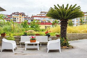 Domus Capodimonte Flat by Napoliapartments