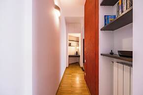 Fresh and Trendy Flat at Vomero