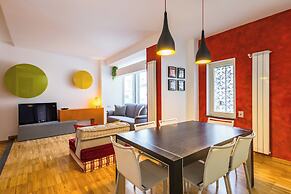 Fresh and Trendy Flat at Vomero