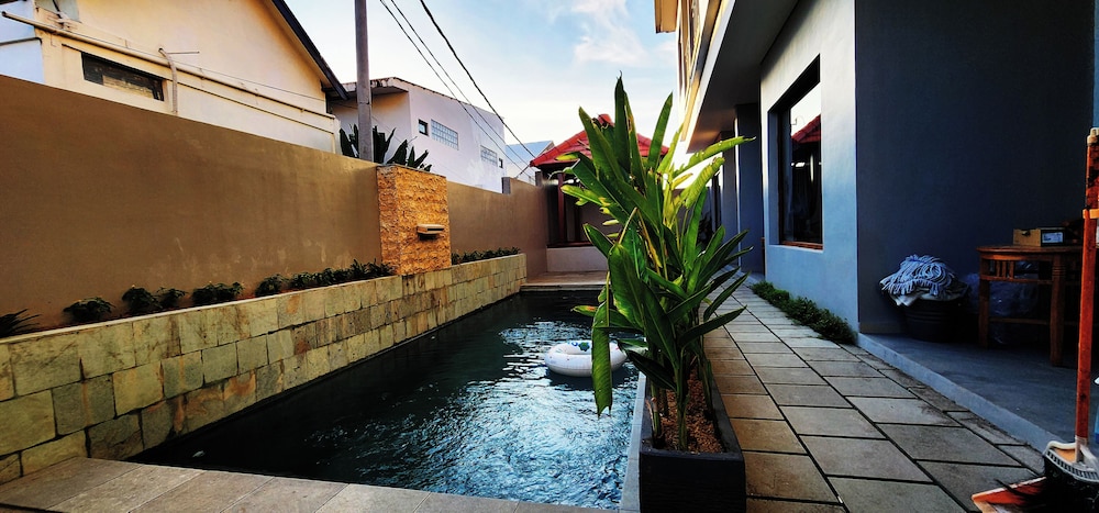 Romansa Canggu