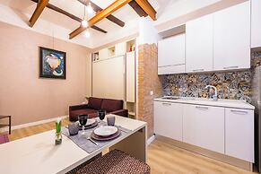 Toledo Warm Renovated Studio