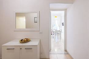 Urban Base Garibaldi by Napoliapartments