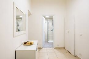 Urban Base Garibaldi by Napoliapartments
