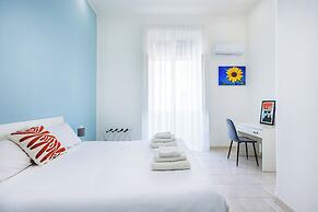 Urban Base Garibaldi by Napoliapartments