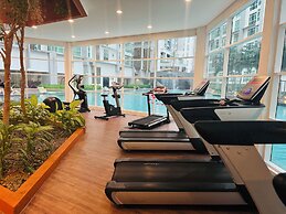 Central Residence - Free Gym Pool