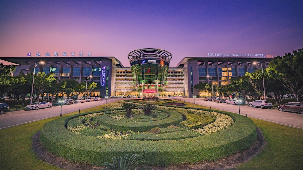 Southern Airlines Pearl Hotel