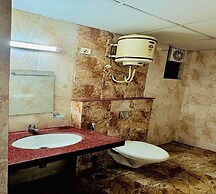 Hotel Raj Villa
