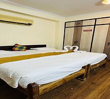 Hotel Raj Villa