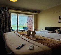 Hotel Raj Villa