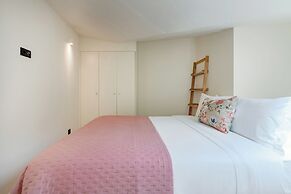Minimalist Loft at Terracotta Collection