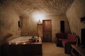 YILKI CAVE SUİTES