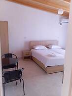 Brian's Rooms