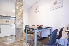 Kalamata Coastal Charm Modern Seaside Escape