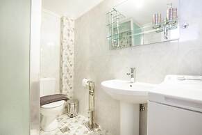 Kalamata Coastal Charm Modern Seaside Escape