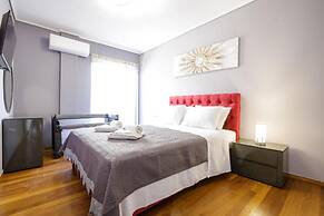 Kalamata Coastal Charm Modern Seaside Escape