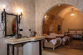 Majestic Manor  Otel