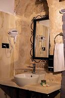 Majestic Manor  Otel