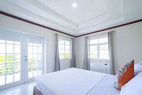 Best E Villas St. Silas