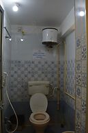 Hotel Mid Town Daringbadi