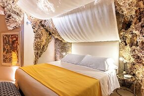 Charming Nest with Terrace by Wonderful Italy