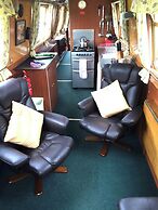 Stone - Boat - Sleeps 2 - Pet Friiendly- 85ws