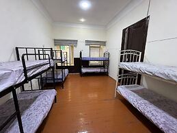 Gulf Hostel