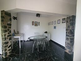 eCRG PARK GUESTHOUSE
