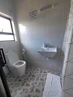 eCRG PARK GUESTHOUSE