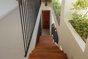 MJ House
