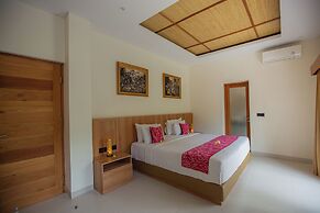 MJ House