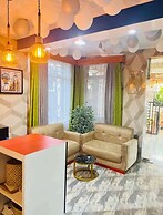 Gracious Hotel