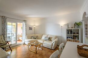 Flat Near Beach in Isla Canela