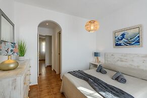 Flat Near Beach in Isla Canela