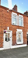 Traditional Belfast House 10 Mins From City Centre