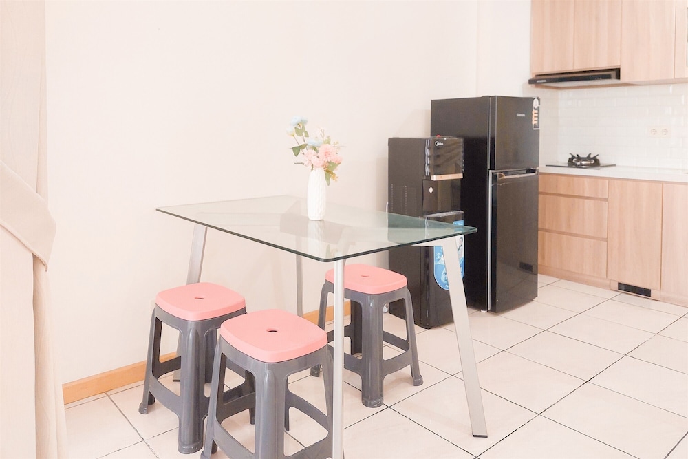 Comfy And Spacious 2Br Apartment M-Town Residence