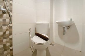 Comfortable And Modern Studio At Apartment The Alton